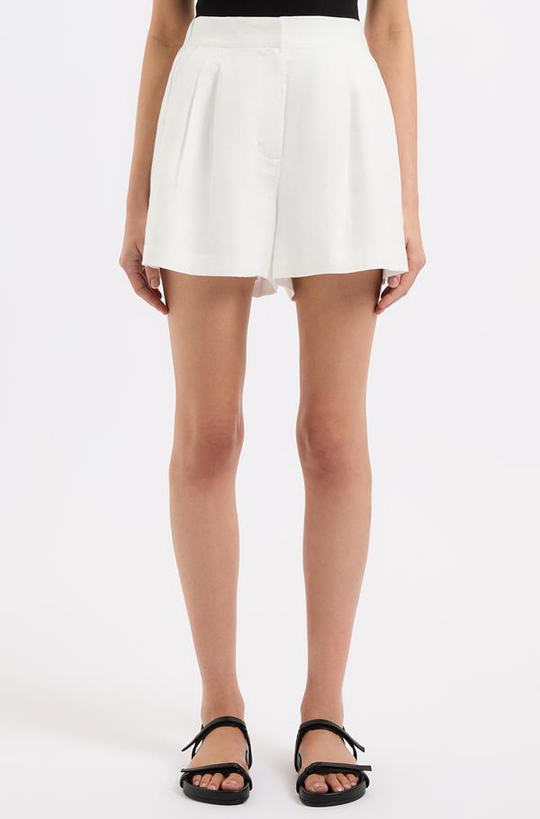 Thilda Tailored Short