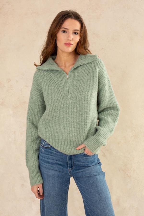 Quin Quarter Zip