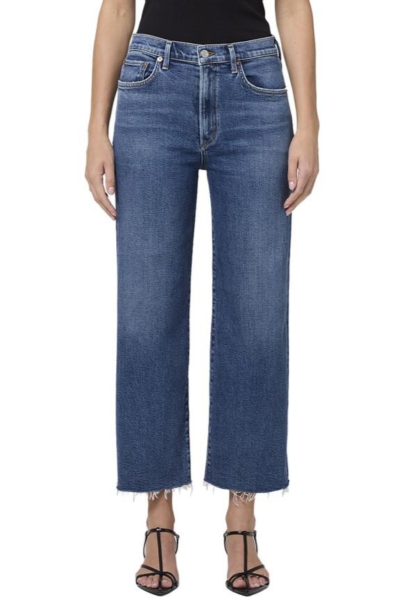 Harper Crop In Motion