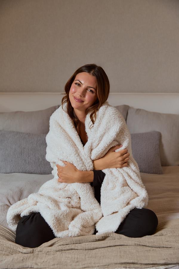 Ultra Lite Marshmallow Blanket