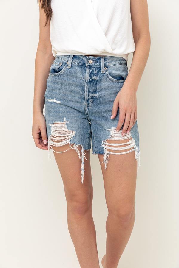 Devin High Rise Mom Cut Off Short in Lucca Distressed