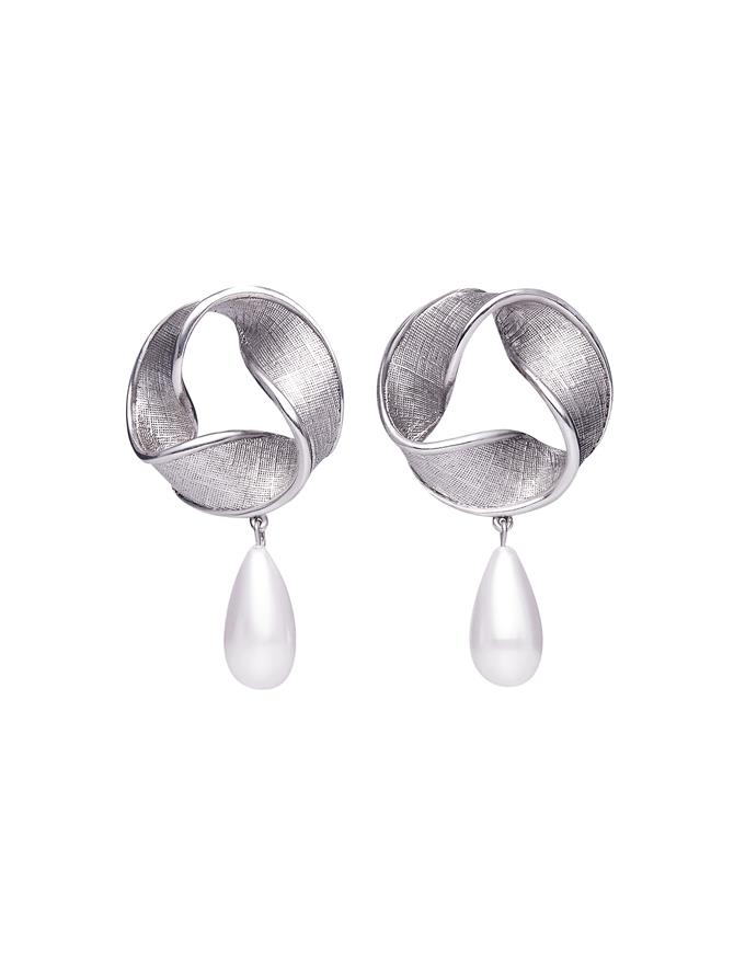 Oscar de la renta earrings sale Clearance